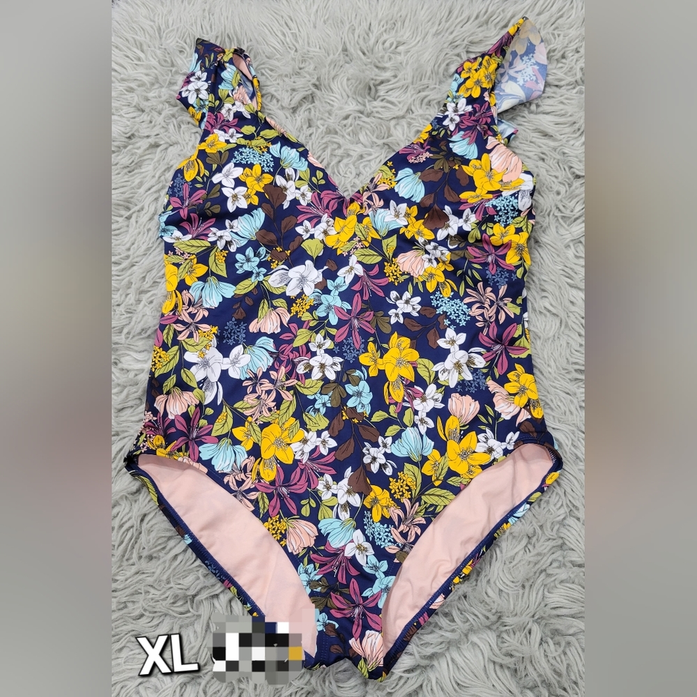 Women's swimsuit